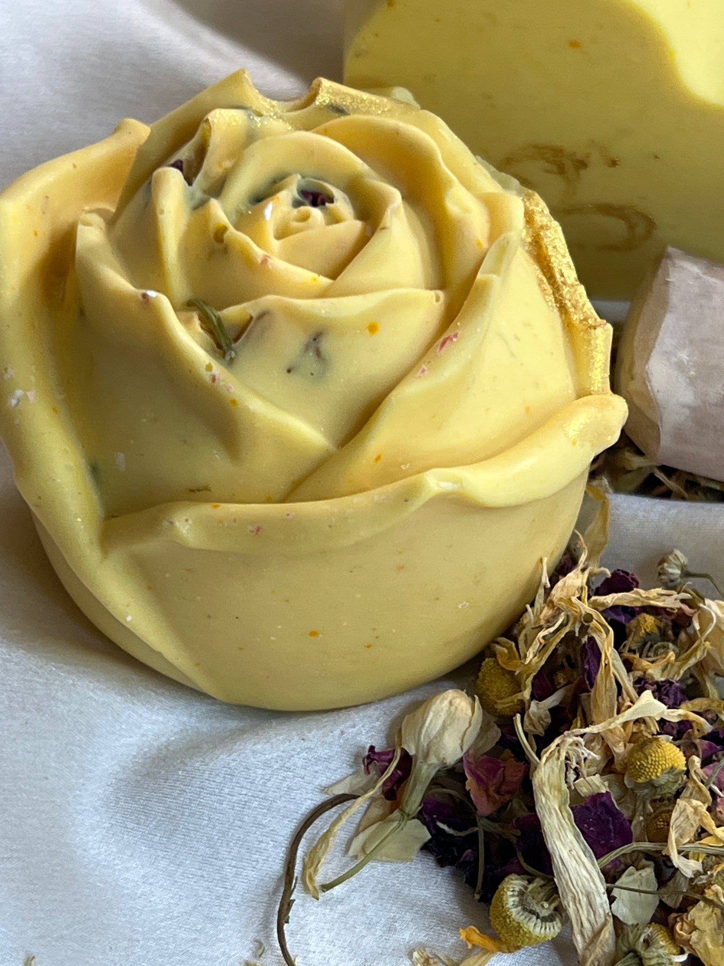 Sandalwood Rose